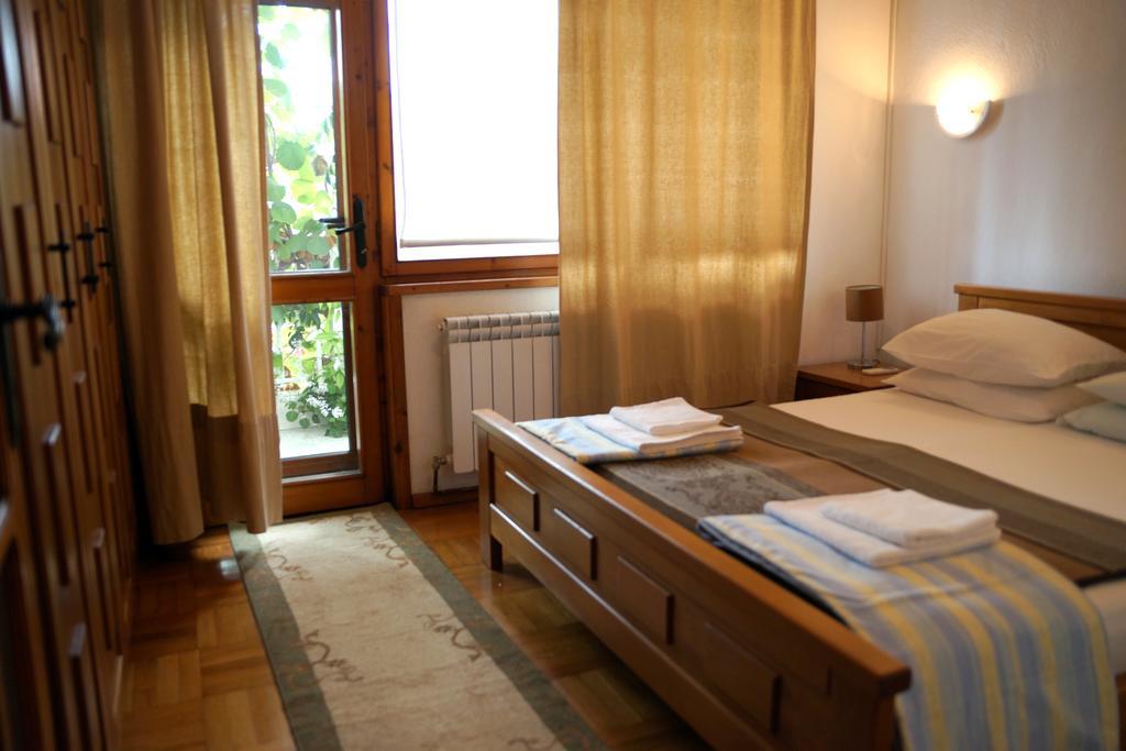 Guest House Barbov Obzor Pokoj fotografie