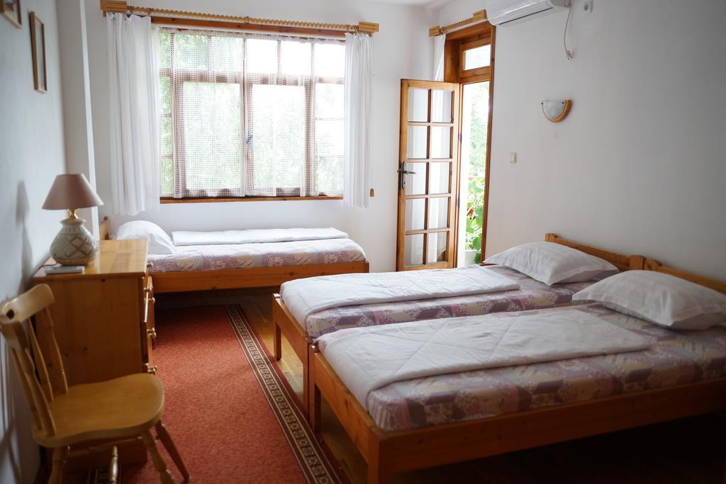 Guest House Barbov Obzor Exteriér fotografie