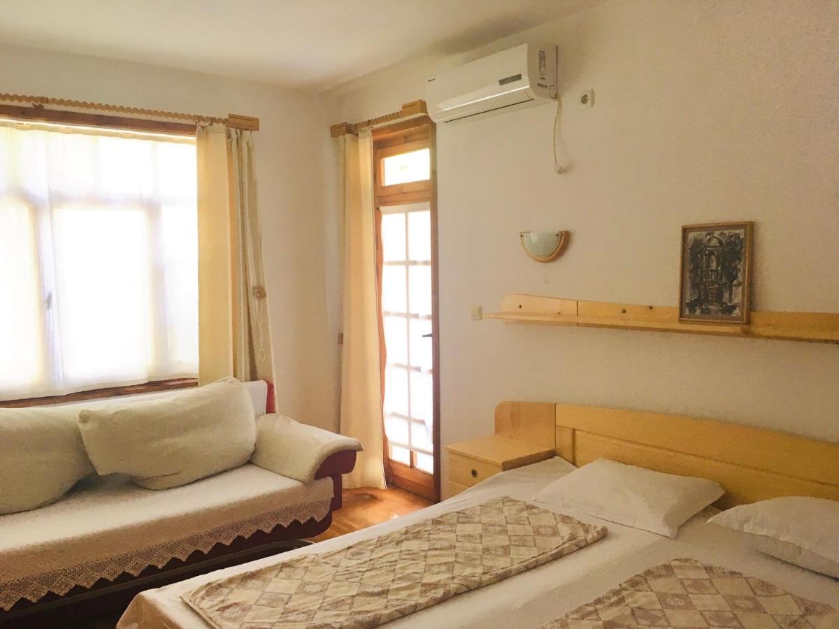 Guest House Barbov Obzor Exteriér fotografie